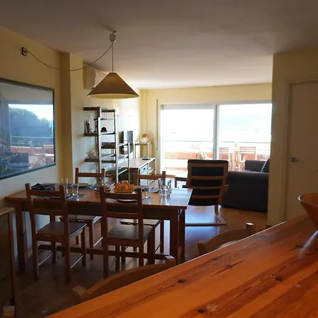 Con Terraza Y Piscina, Cerca De La Playa - Es-323-90